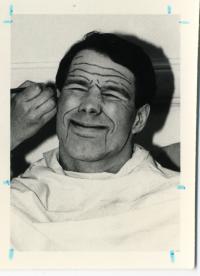 Libel Show Candids, Jim Rutherford Gets His Makeup Applied, 1991